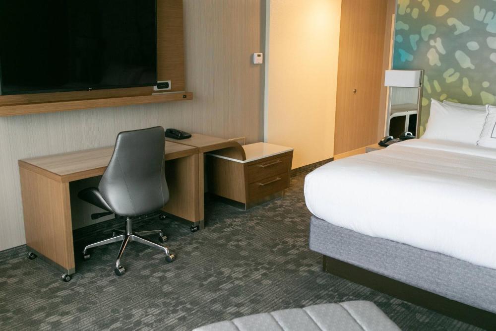 Guest room, 1 King, Sofa bed interior